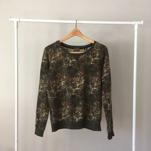 Madison Scotch Camo Pullover